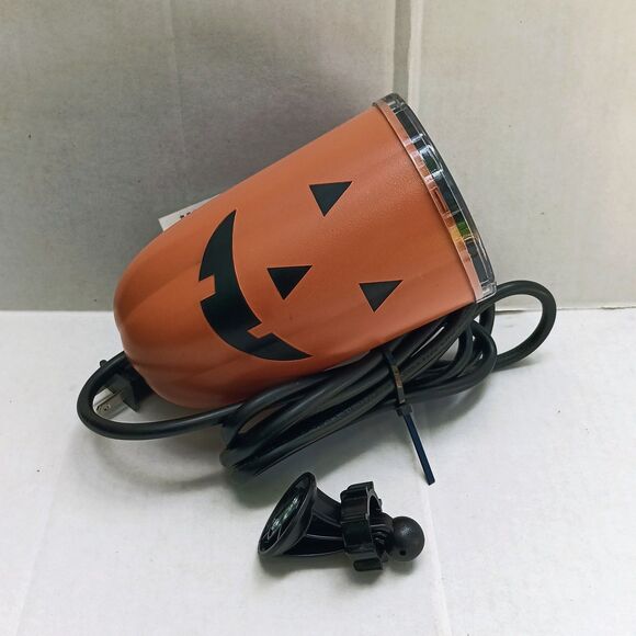Gemmy Whirl A Motion LED Pumpkin Projector-Spooky Storm-Indoor/Outdoor-Works - Picture 1 of 8